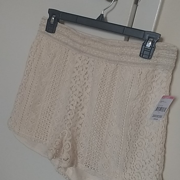 NWT Bongo Lace Shorts, Juniors Sz L - Picture 3 of 3